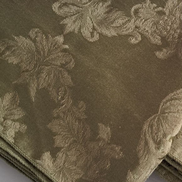 Eight Olive Green Leafy Design Table Napkins 16" x 16" - Picture 7 of 8